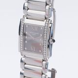 Damen-Armbanduhr 'Twenty-4' mit Diamanten - Bild 2