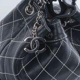 Surpiqué Bucket Bag - Bild 3