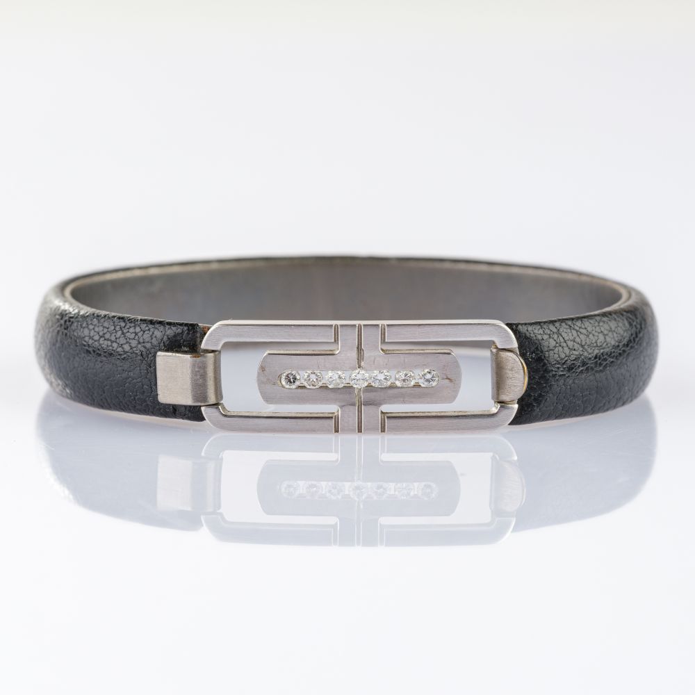  Bulgari - Bangle 'Parentesi' with diamonds