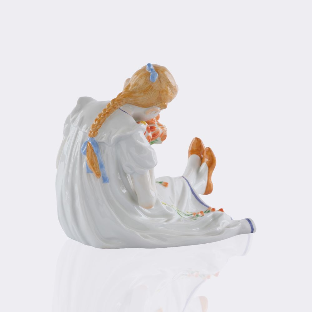 Large seated girl with a bouquet of flowers - image 3
