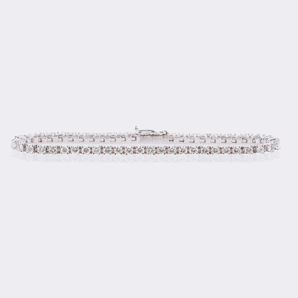 Fine white tennis bracelet
