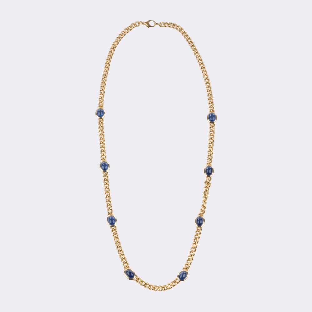 Classic Curbchain with Sapphire Cabochons