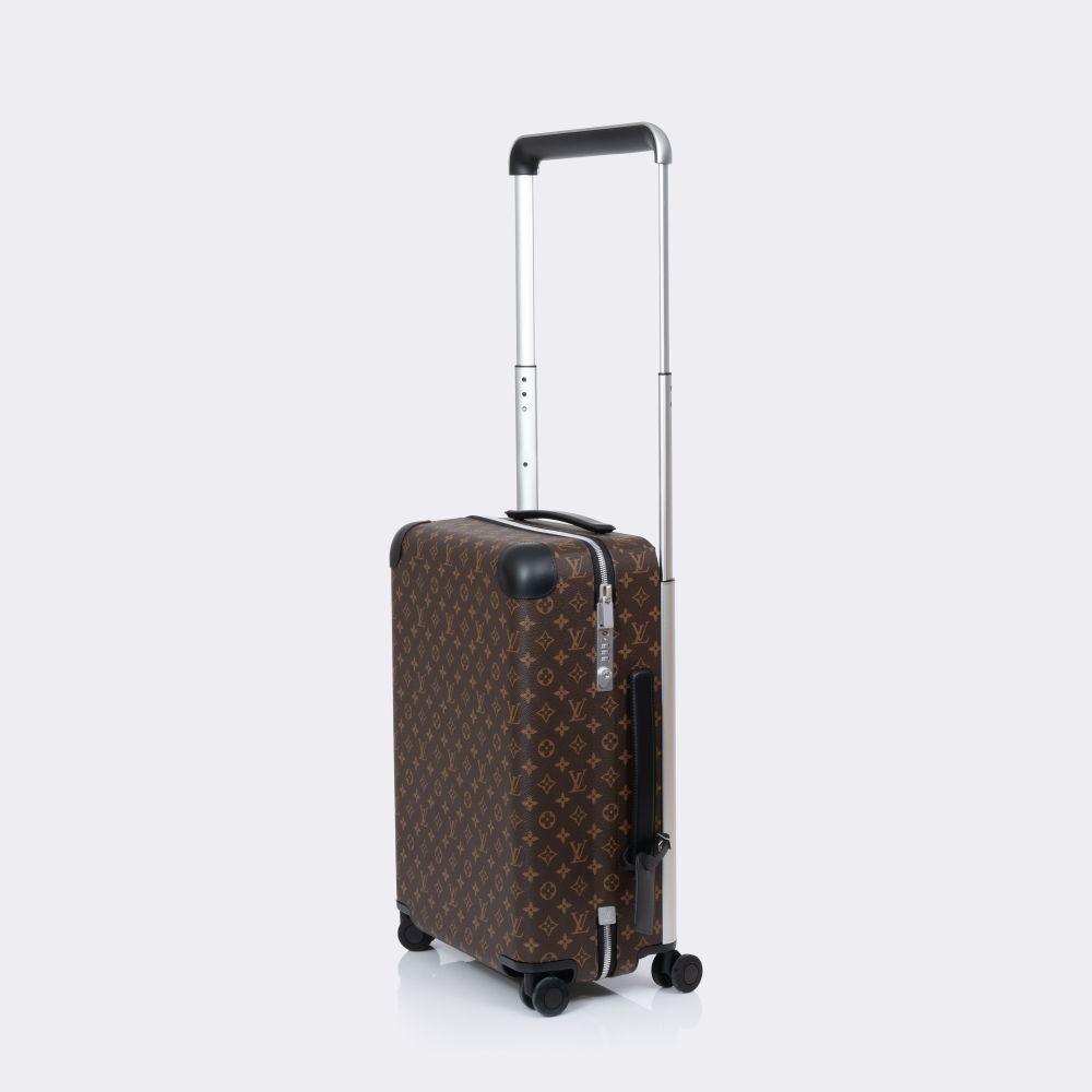 Horizon 55 Suitcase - image 5