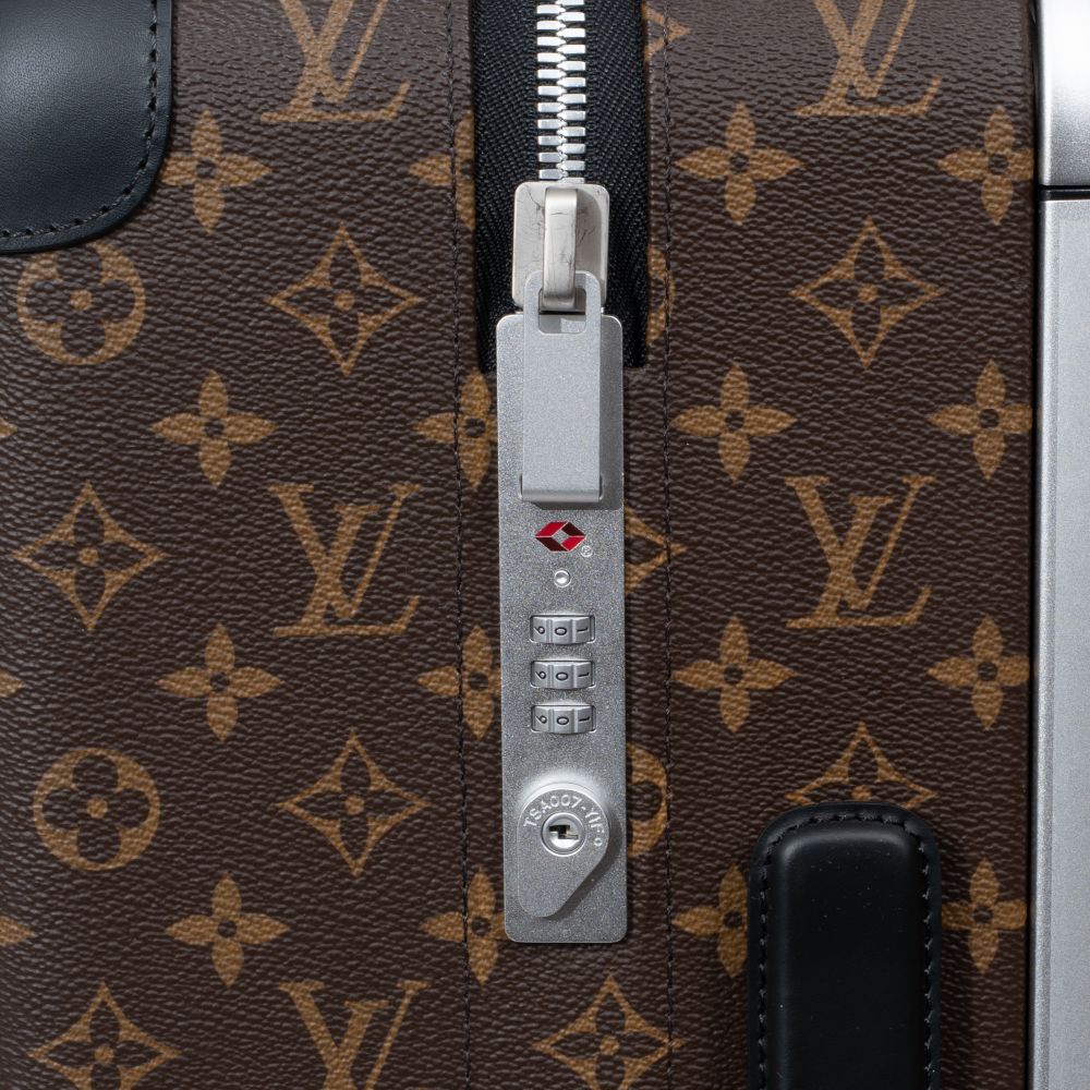 Horizon 55 Suitcase - image 8