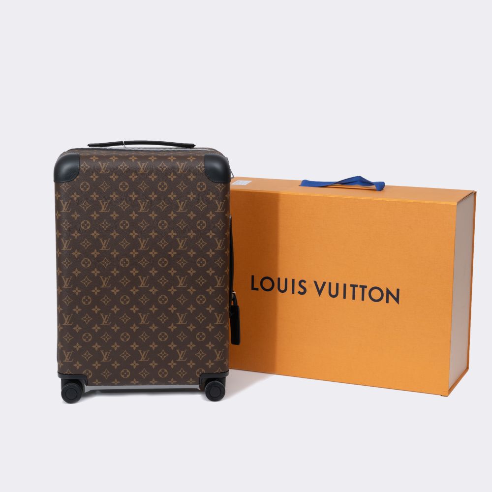 Horizon 55 Suitcase - image 9