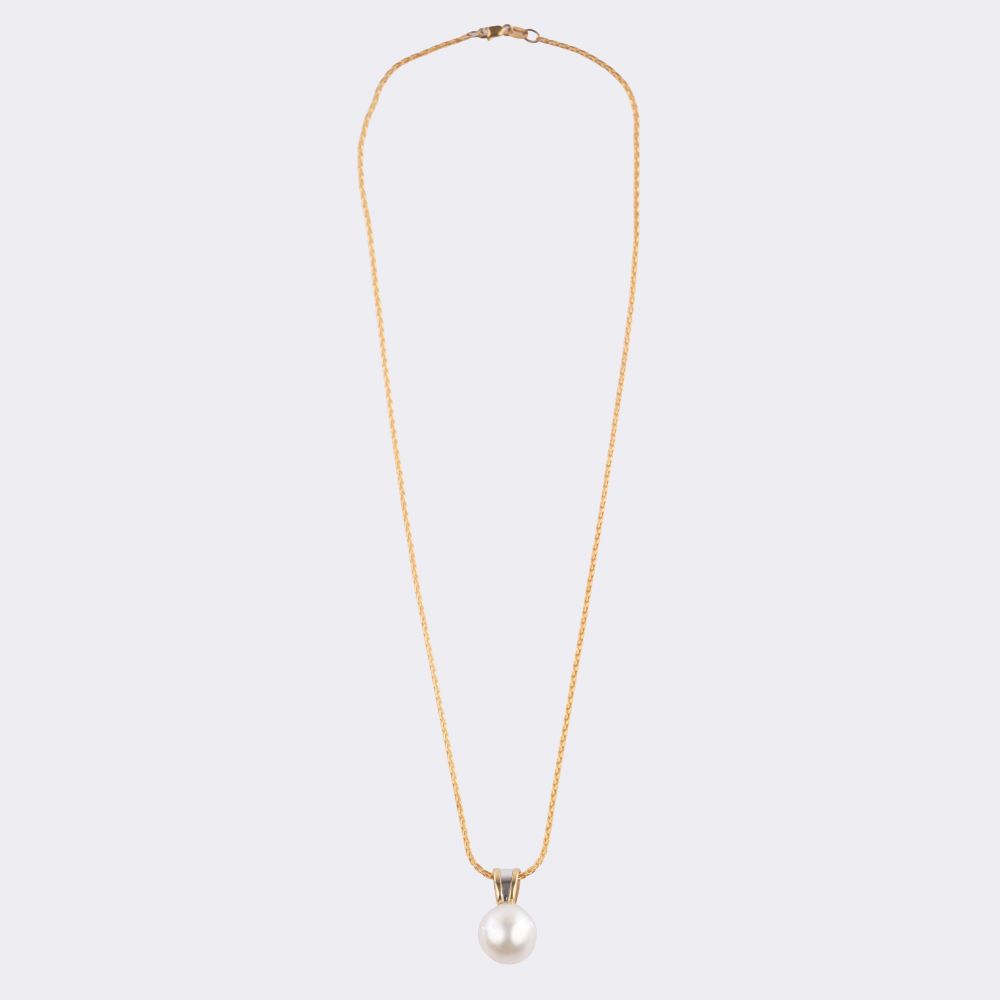 South Sea Pearl Pendant on Chain - image 2