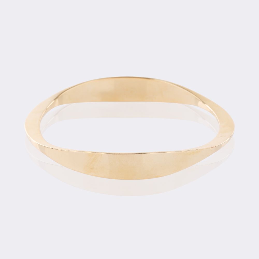 Modern gold bangle - image 2
