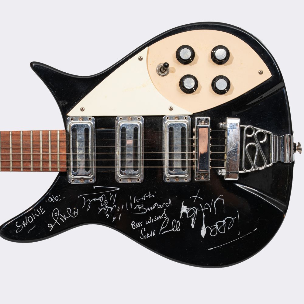 Hand-signed E-Guitar by Smokie - image 4