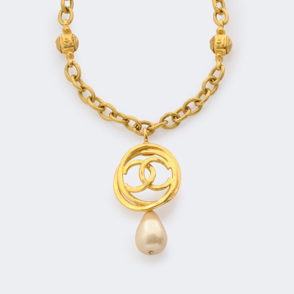 Chanel - CC Chain With Faux Pearl