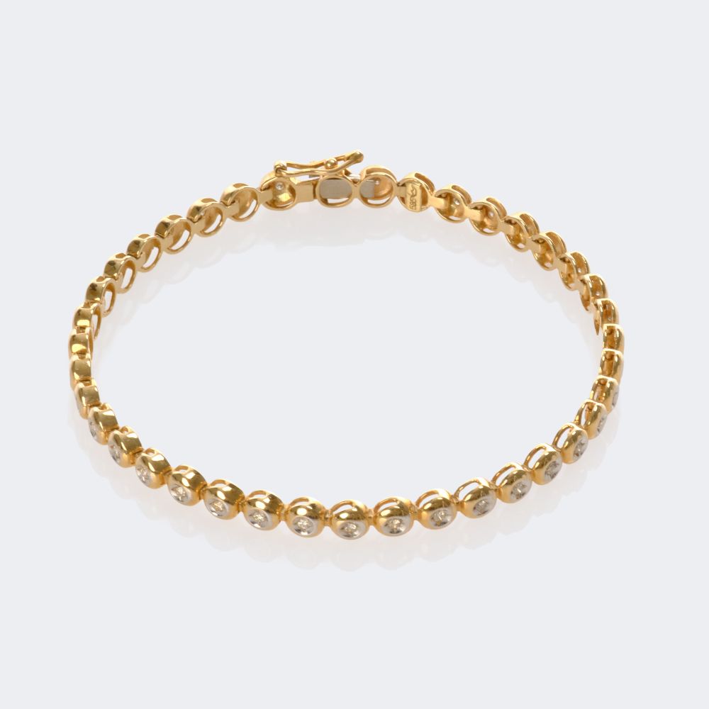 Tennis bracelet
