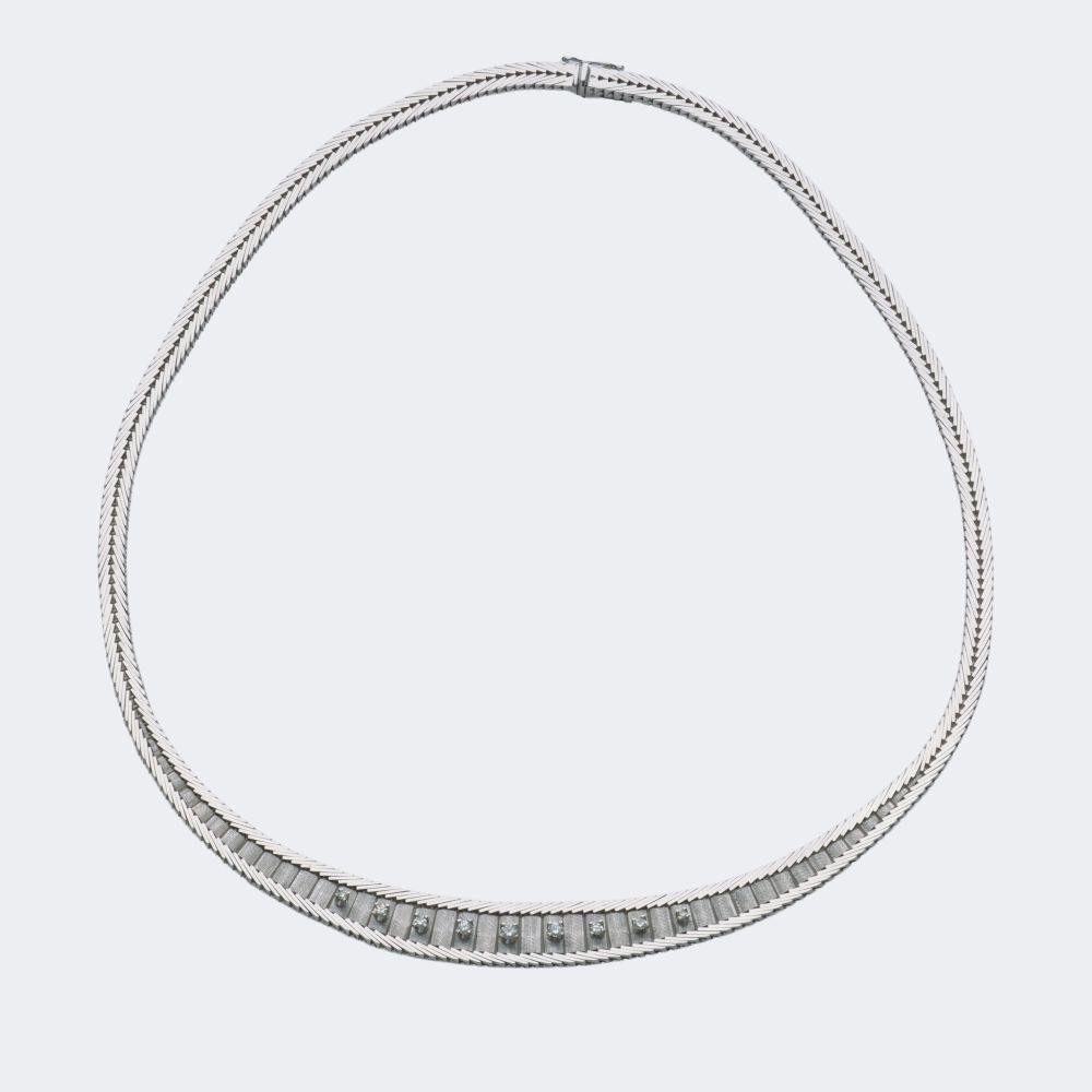 Diamond Jewellery Set: Necklace and Bracelet - image 3