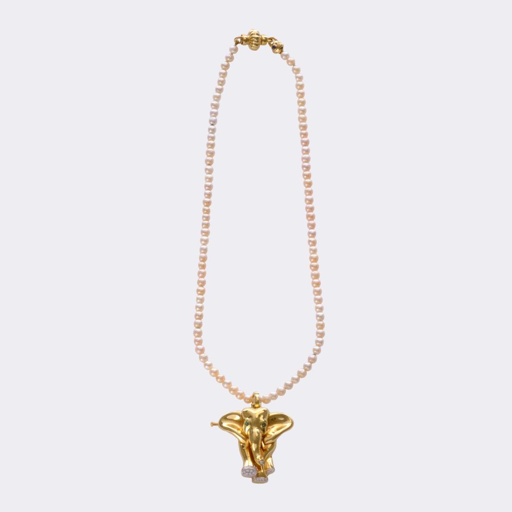 Diamond Gold Pendant 'Elephant' on Pearl Necklace - image 2