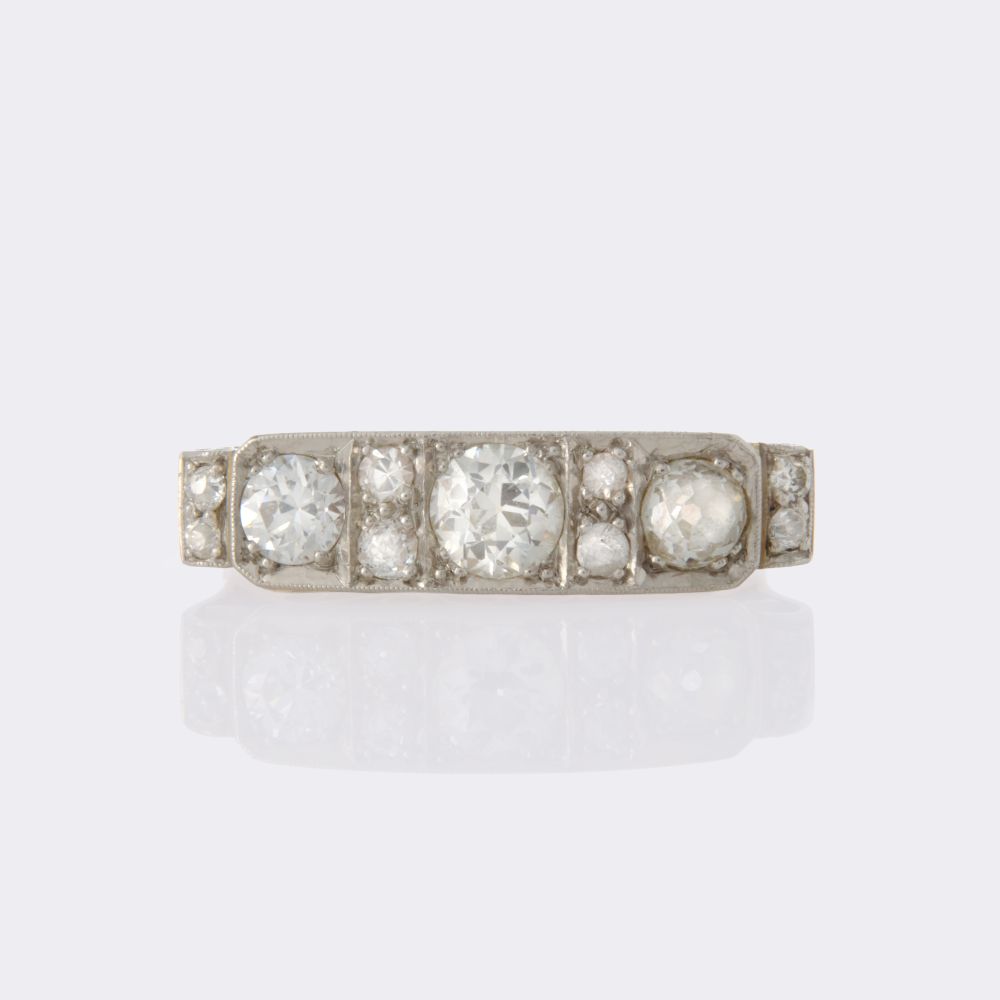 Art-déco Diamond Ring - image 4