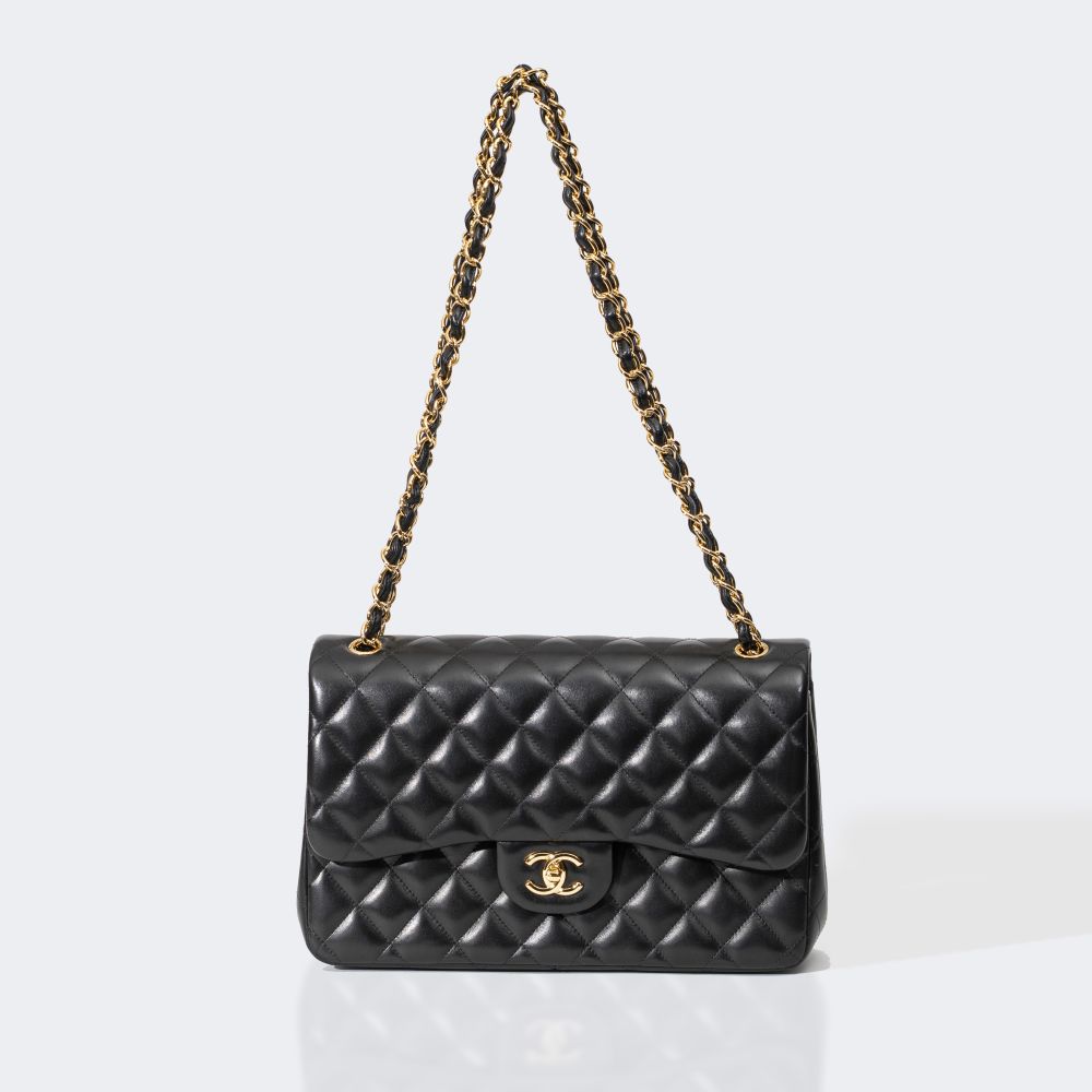  Chanel - Classic Double Flap Bag Jumbo