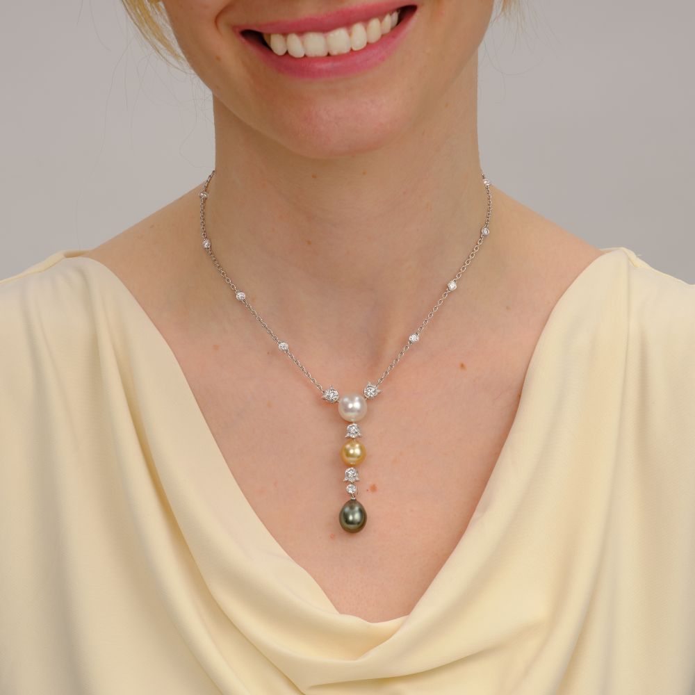 Diamond Pearl Necklace - image 3