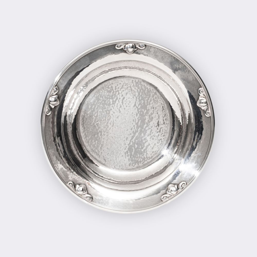 Georg Jensen - Deep bowl 'Acorn' No. 642 F by Johan Rohde