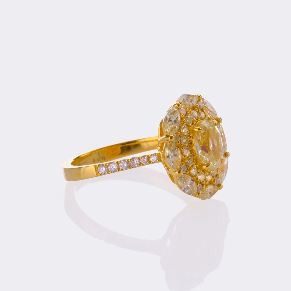Multicoloured Fancy Diamond Ring - image 2