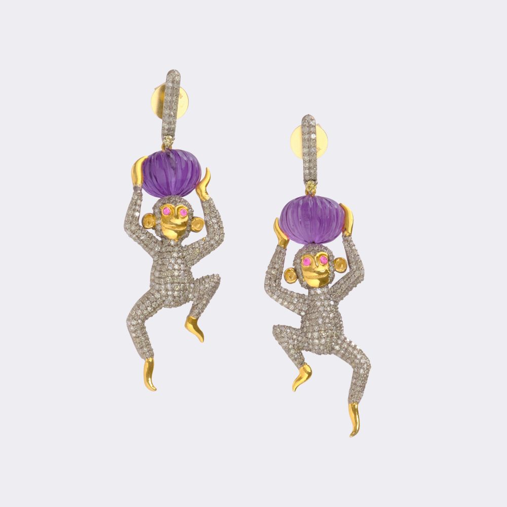 Pair of Diamond Amethyst Earpendants 'Monkeys'