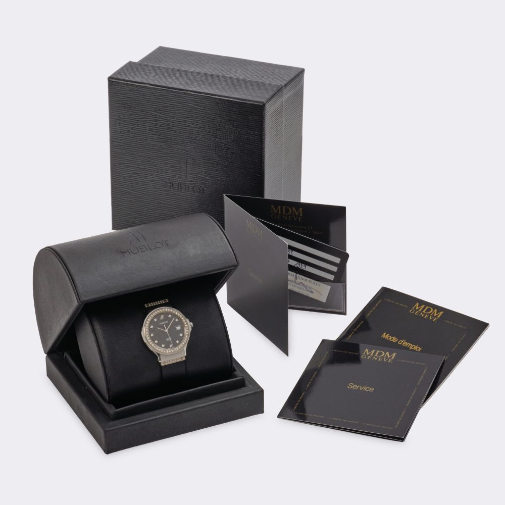 Wristwatch 'Classic' with Diamonds - image 5