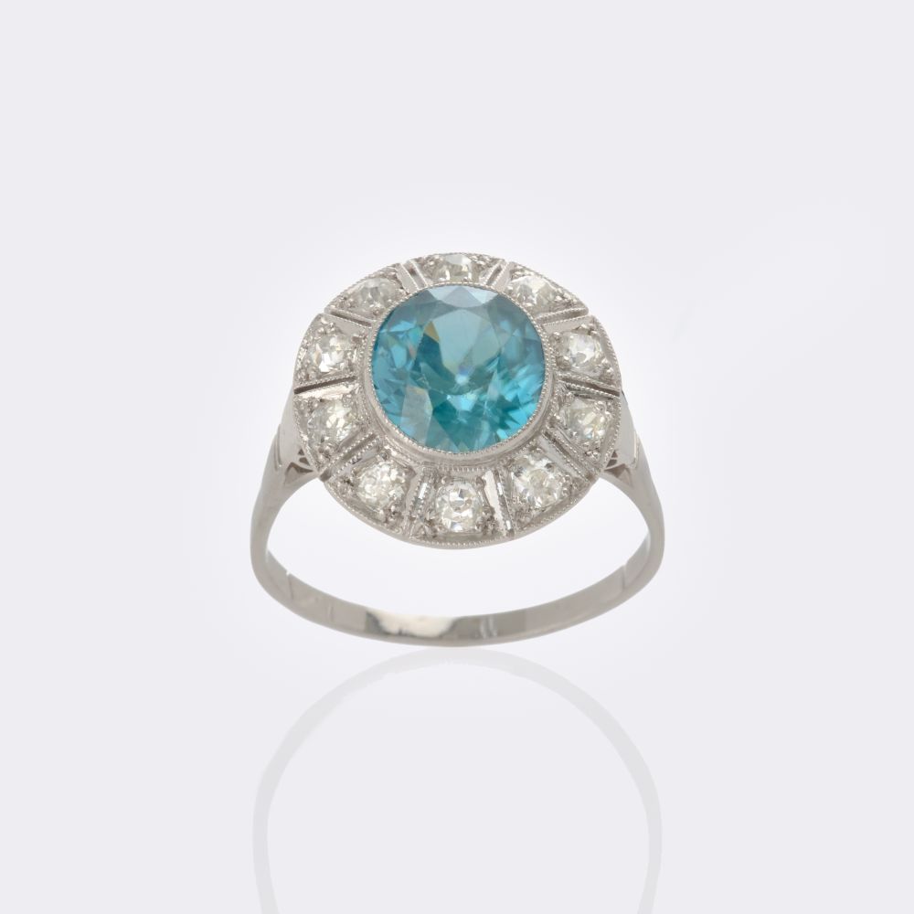 Art Nouveau ring with natural zircon of reversible Colour Change and diamonds - image 2