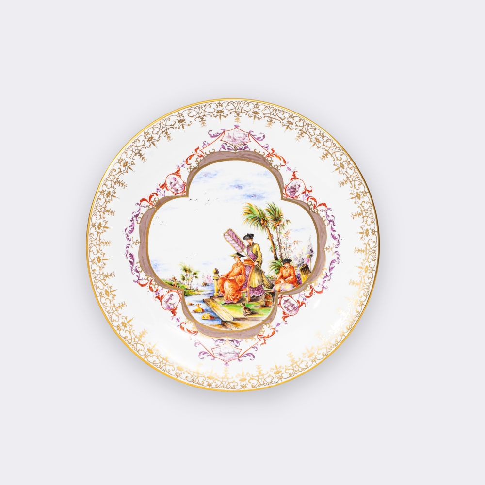 Large plate 'Chinoiserie'