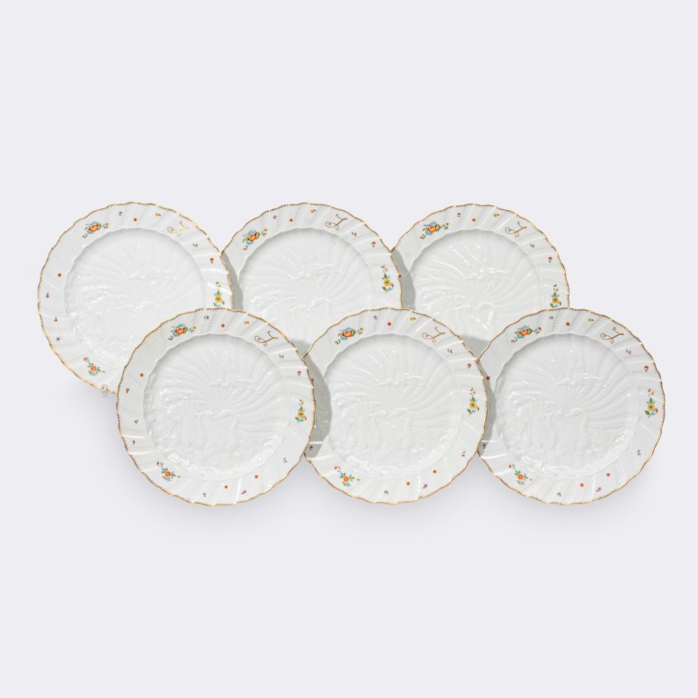 Johann Joachim Kaendler - Set of 12 charger plates from the Swan Service