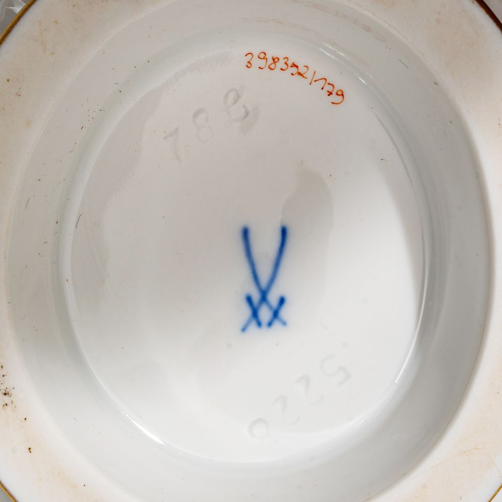 Pair of gravy boats from the swan service - image 2