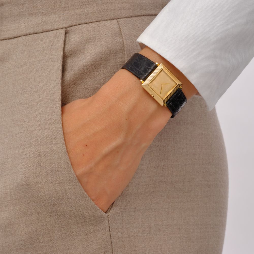 Vintage Wristwatch - image 4