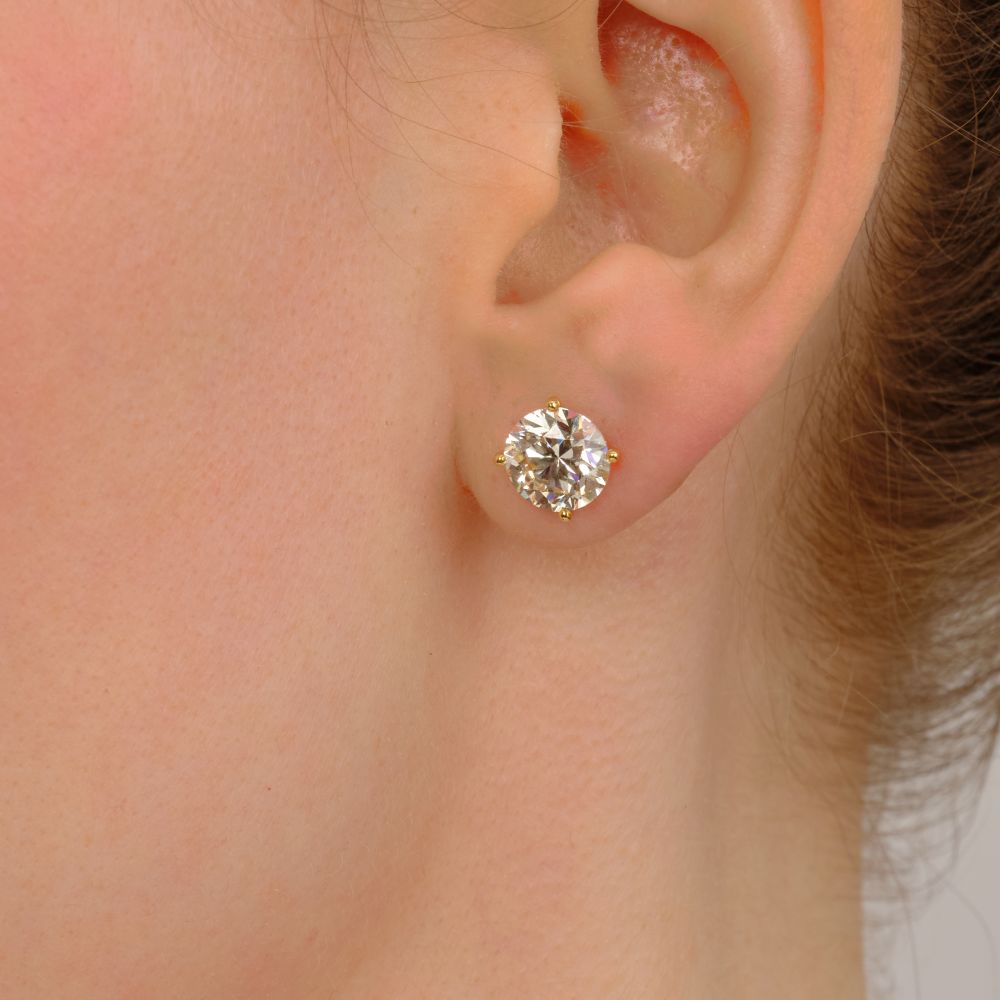 Pair of highcarat Solitaire Eearstuds - image 3