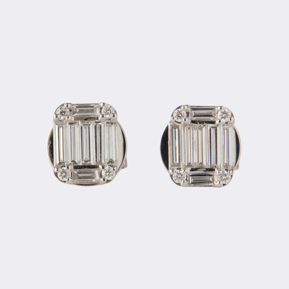 Pair of Diamond Earstuds