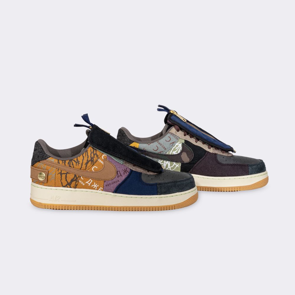 Pair of Nike x Travis Scott Air Force 1 'Cactus Jack' Sneakers - image 3