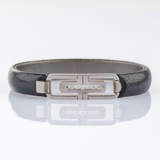  Bulgari - Bangle 'Parentesi' with diamonds