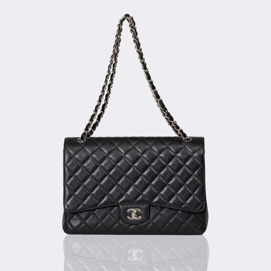  Chanel - Classic Flap Bag Maxi