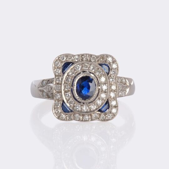 Sapphire Diamond Ring