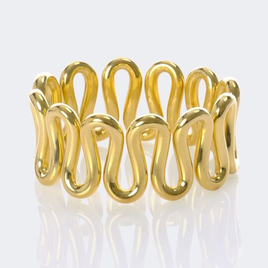 Gold bangle 'Wave'