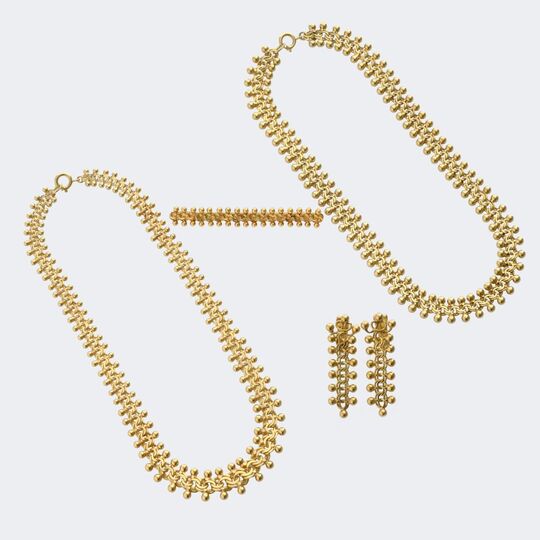 Gold Garibaldi Jewellery Set: 2 necklaces, Brooch and Earclips