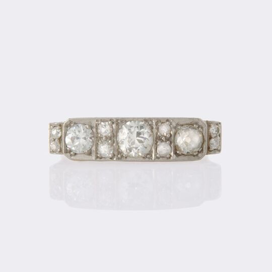 Art-déco Diamond Ring