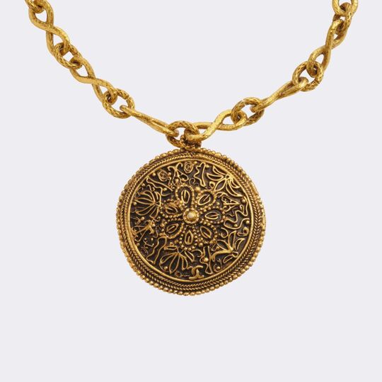  Chanel - Sautoir With A Gaulois-Inspired Medallion