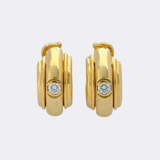  Piaget - Pair of Diamond Earrings 'Possession'