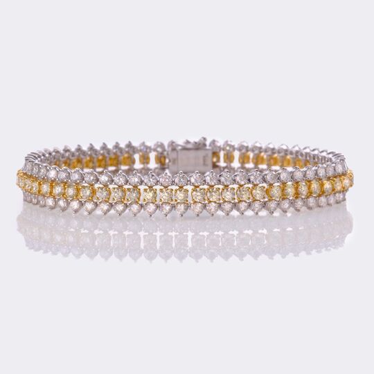 Multicoloured, highcarat Fancy Diamond Bracelet