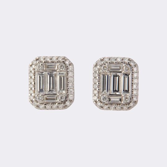 Pair of Diamond Earstuds