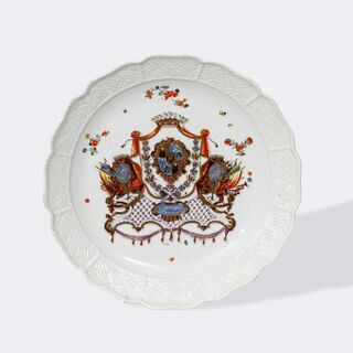  - A large plate from the dinner service for Field Marshal Burchard Christoph von Münnich