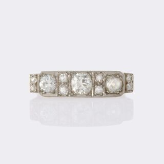  - Art-déco Diamond Ring