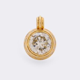 - Highcarat Solitaire Diamond Pendant