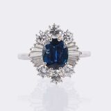 Sapphire ring with diamonds - image 1