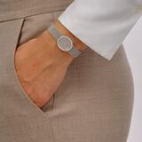 Fine Ladie's Wristwatch with Diamonds - image 4