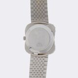 Elegant Women's Wristwatch with Diamonds - image 3