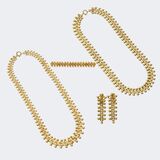 Gold Garibaldi Jewellery Set: 2 necklaces, Brooch and Earclips - image 1