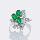 Emerald ring with diamonds and moonstone - image 1