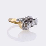Vintage Diamond Ring with 3 Solitaires Diamonds - image 2
